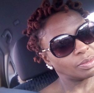 Meet your Posher, Patricia